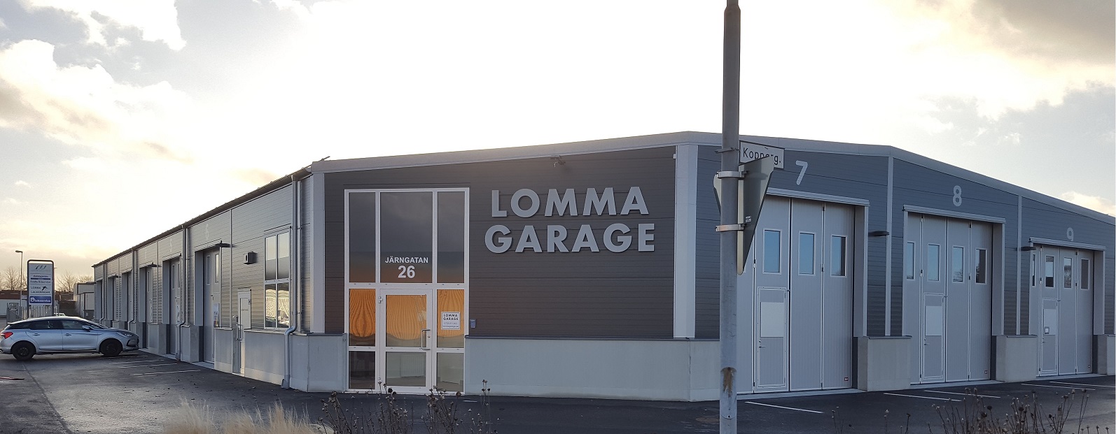 Lomma Garage utifrån